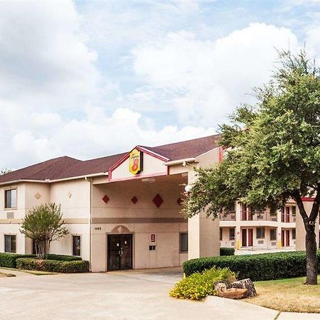 Super 8 By Wyndham Arlington East Ξενοδοχείο Εξωτερικό φωτογραφία